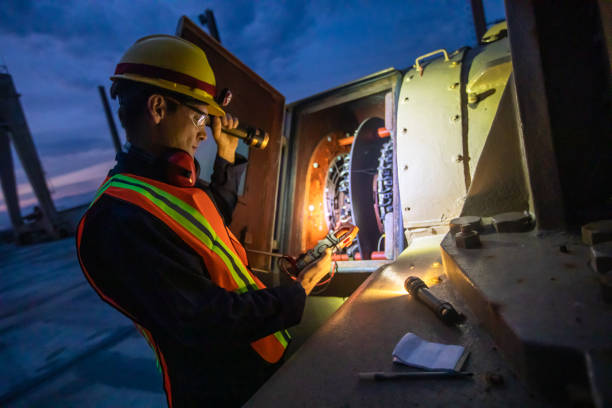 Best Circuit Breaker Repair  in Vernon, AL